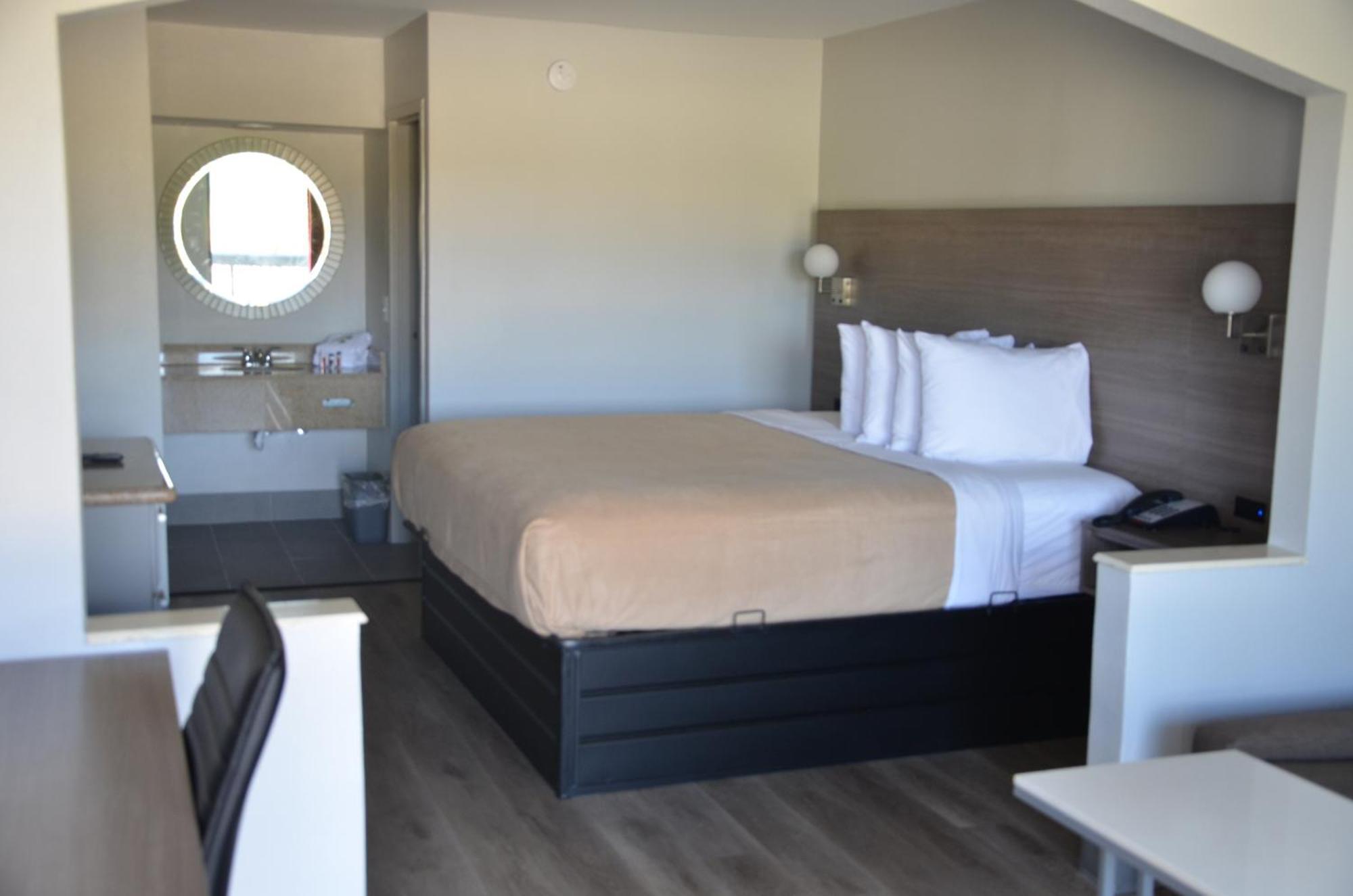 Baymont Suites Covington Exteriér fotografie