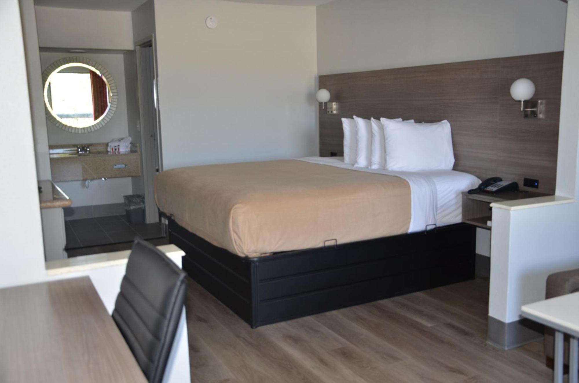 Baymont Suites Covington Exteriér fotografie