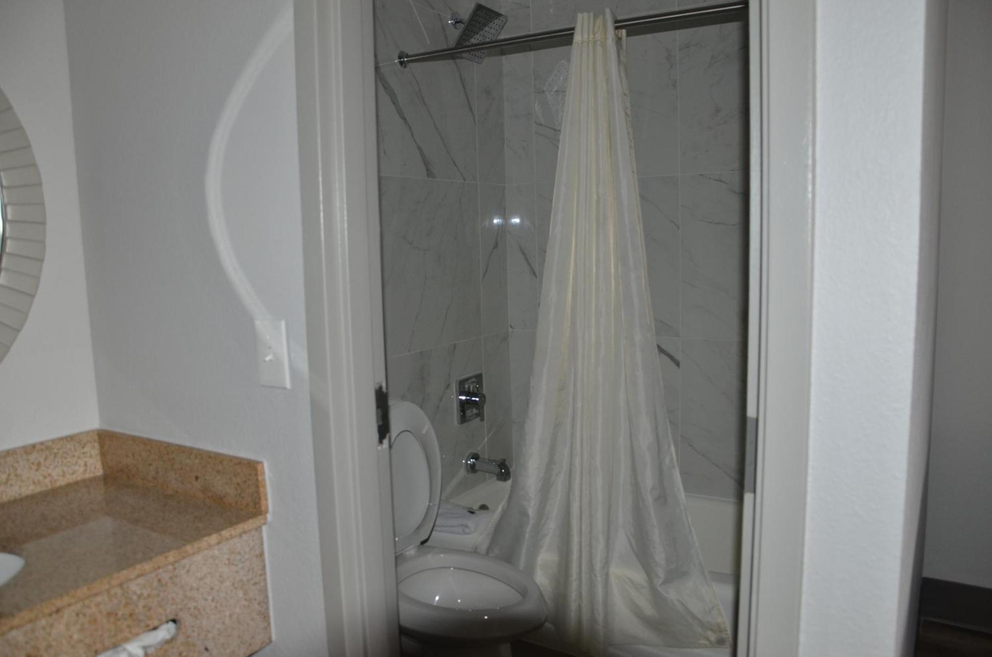 Baymont Suites Covington Exteriér fotografie