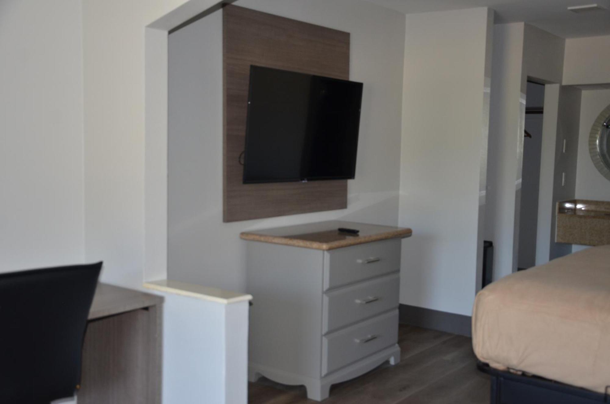 Baymont Suites Covington Exteriér fotografie